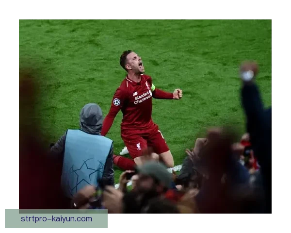 斯卡洛尼执教成功因素：战术灵活与团队凝聚力持续提升